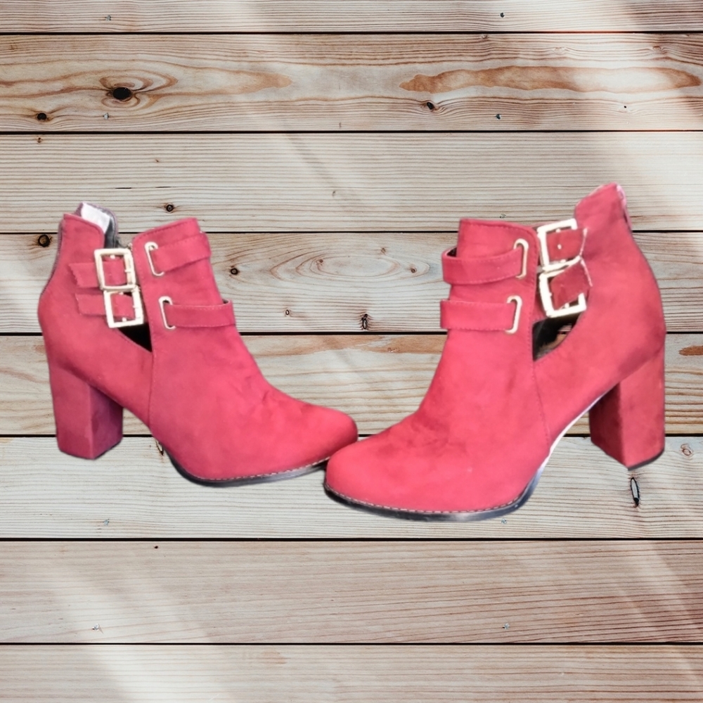 Moda ankle booties size 6 excellent condition